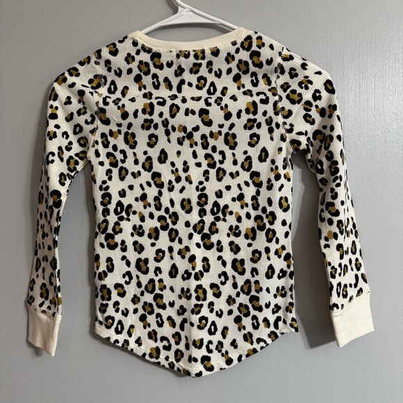 Old Navy Leopard Print Kids Long Sleeve Top Size Medium - Picture 2 of 3